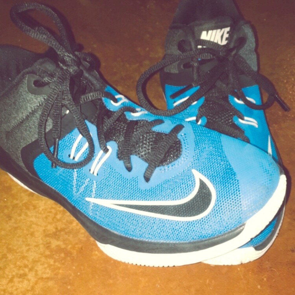 💙Nike Air Versitile 2💙